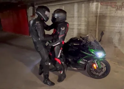 Biker gear gloved leather suit cuming