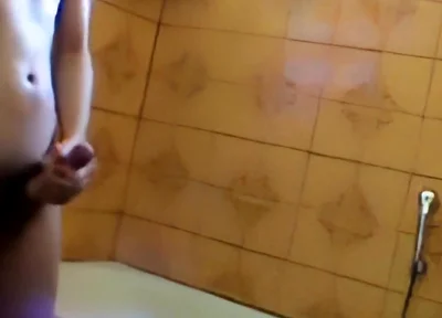 Jerking off After Coming Home From School When I Was 21