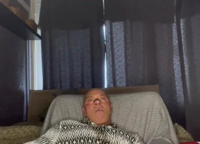 Mr Guru. Sexy Body Builder Wank at Home