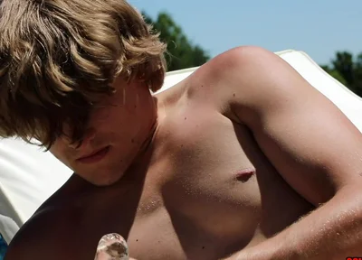 Robin Moore Jerks for Mickey