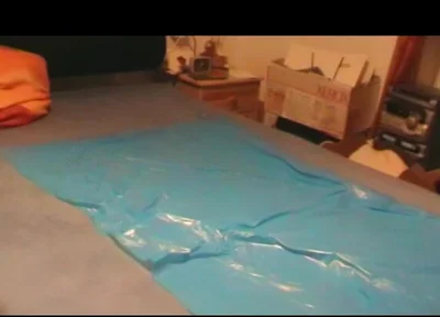 Nacked Humping Masturbation on a Plastik Foil