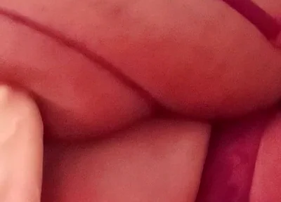 Intentando Comer Dos Juguetotes Por El Culo!!!!