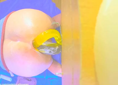 Trying 2 Dildos at Once 2