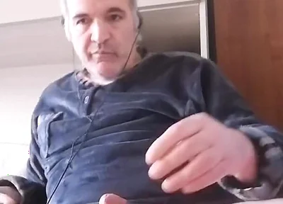 I Piss a Lot and Masturbate on This Friday Morning!