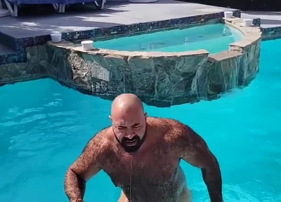 I Love Some Pool Time