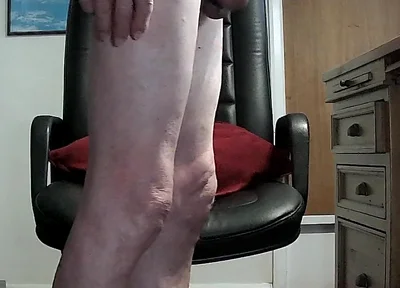 Ball Stretchers and Anal Show