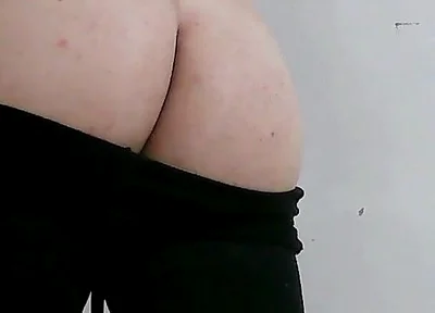 Lie Here with Me, Let's Have Strong Sex