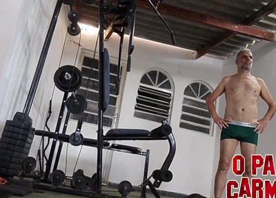 Camera Films Naked Crown at the Gym