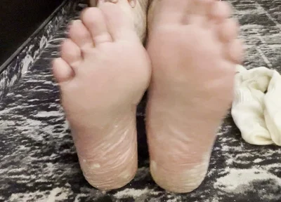 Coach Karl's Size 13 Bare Feet [8893]