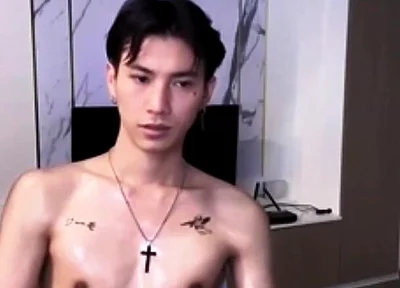 Behind Closed Doors: Tonight’s Hide Story