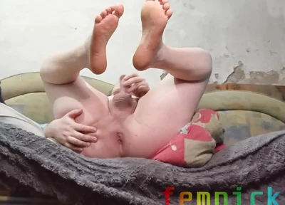 Fat Gay Jerks off Cock Showing Asshole and Feet