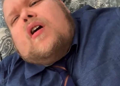 Jefbear Comes for His Boss and Shows off His Hot Chubby Body and His Big, Hot Cock with Lots of Sperm Coming Out.