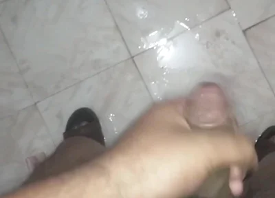 Young Desi Boy Masturbates in Washroom
