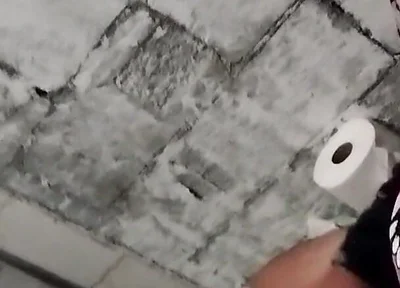 I Come to the Bathroom Because I Need to Pull It