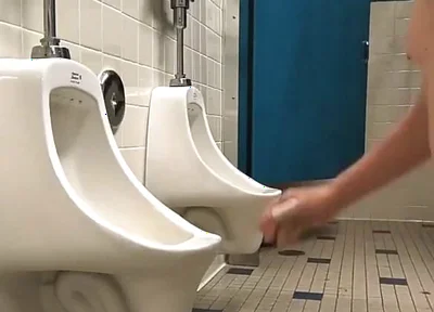 How to Properly Clean Public Toilets and Urinals