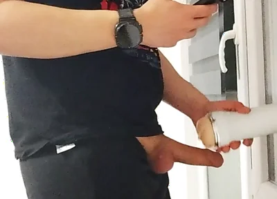 Cuming in Flashlight