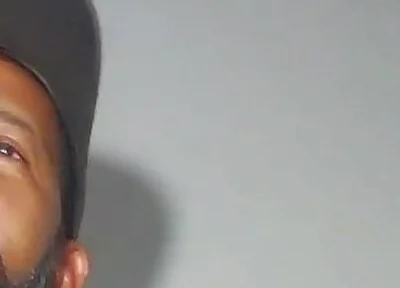 The Texture of the Clothes