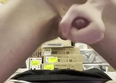 Amateur Twink Cumming Hard and Fucking Himself with a Huge 21cm Dildo