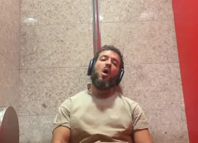 Jerking off in the Airport