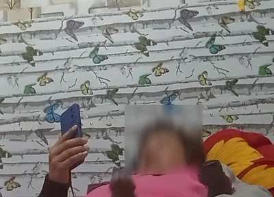 Your Bestfriend Who Loves to Jerk off While Watching Bold.