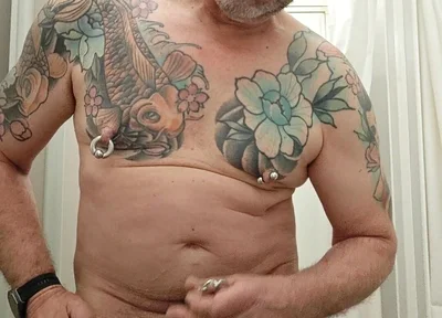 Sls-frank Jerking off Naked in a Public Toilet and Squirting the Cum Into a Condom