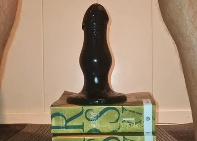 Hot Gay Twink Loves to Take His Huge Stinger Toy