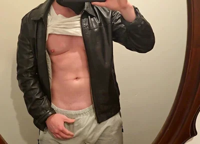 After Work Jerk off in Black Leather Jacket! Hot Stepdaddy Shows Muscles & Pumps Thick Cock