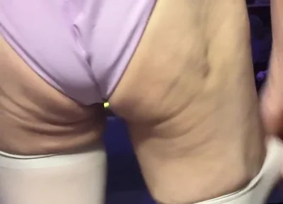 Cdmichelle Wearing Strech Pants