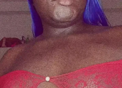 Twerking and and Cumming While Sitting on My Dildo