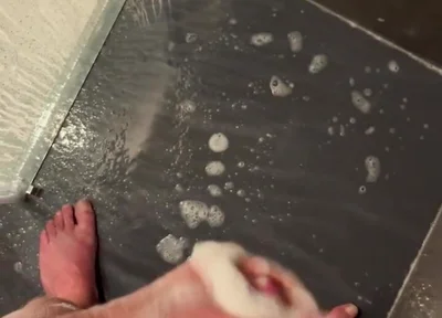 Jerked off in the Hotel Shower