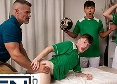 Jake Preston Gets An Unorthodox Massage From Landon Conrad That Ends With Hot Table Sex