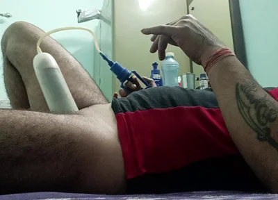 Indian desi police officer uncle gets rest and masterbation