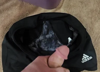 I cum inside my little stepsis tiny volleyball spandex and her dirty pantys that she left on the bathroom floor
