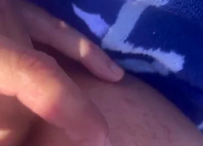 Solo Beach Fingering