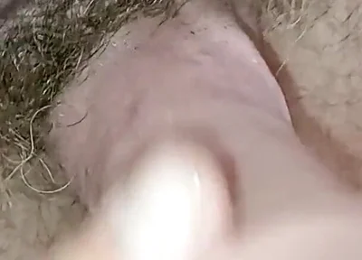 Rockardglans wanking in bathroom