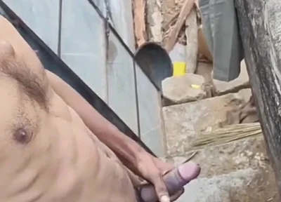 6packed Village Guy Jerks Dick at House's Terrace