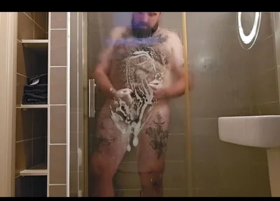 The Airbnb Host Caught Me Jerking off in the Shower!