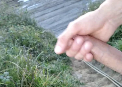 Route to the Beach, Then Masturbate the Big Cock in Front of a Far Fisherman, and I Cum in the Water