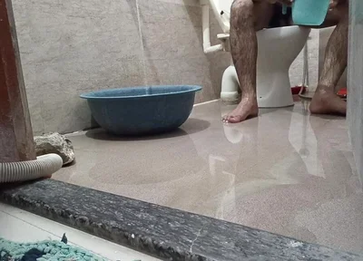 Who Would Like to Take a Nude Bath with Me?
