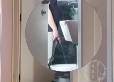 Caught My Flatmate Pissing on Cam.