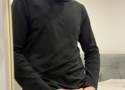 Fucking a Toy with a Big Dick and Moaning at 42 Years Old