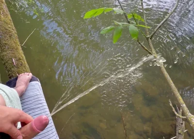Twink 18 Pissing in Nature