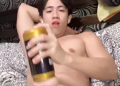 Pinoy with Big Dick Trying Dildo