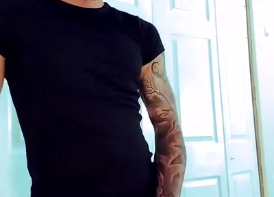 Transitioning Creator Milking Her Cock
