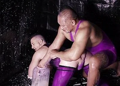 Muscular Asshole Gets Fed With Lots Of Milk With Axel Abysse And Rose Bud