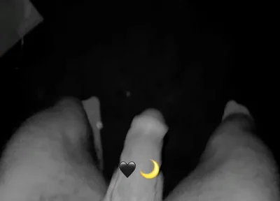 Jerking in Black N White