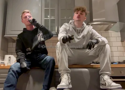 Smoking and spitting masters