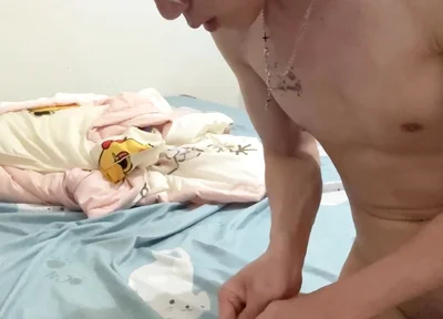 Exploding Chrysanthemum and Spraying Water
