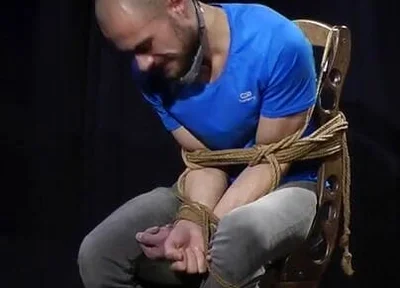 Zeus Hardcore Bondage Challenge8