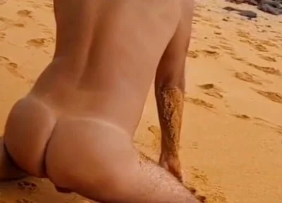 Ladysilva My Hot Ass on Beach